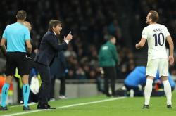 pg模拟器官网下载风云突变！里尔集结日队长鼓劲，荷甲版图或变，气氛紧张，高层口径保持一致的简单介绍