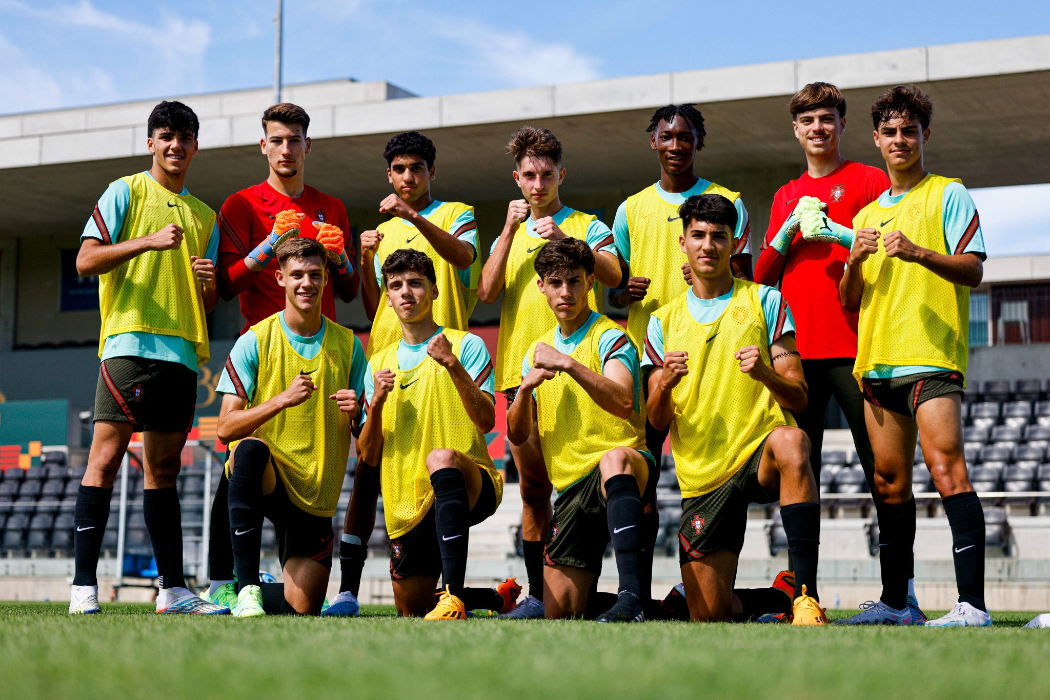 今晨体能课后，葡萄牙体育调整名单备战亚冠，球迷炸锅，团队化学反应显著的简单介绍