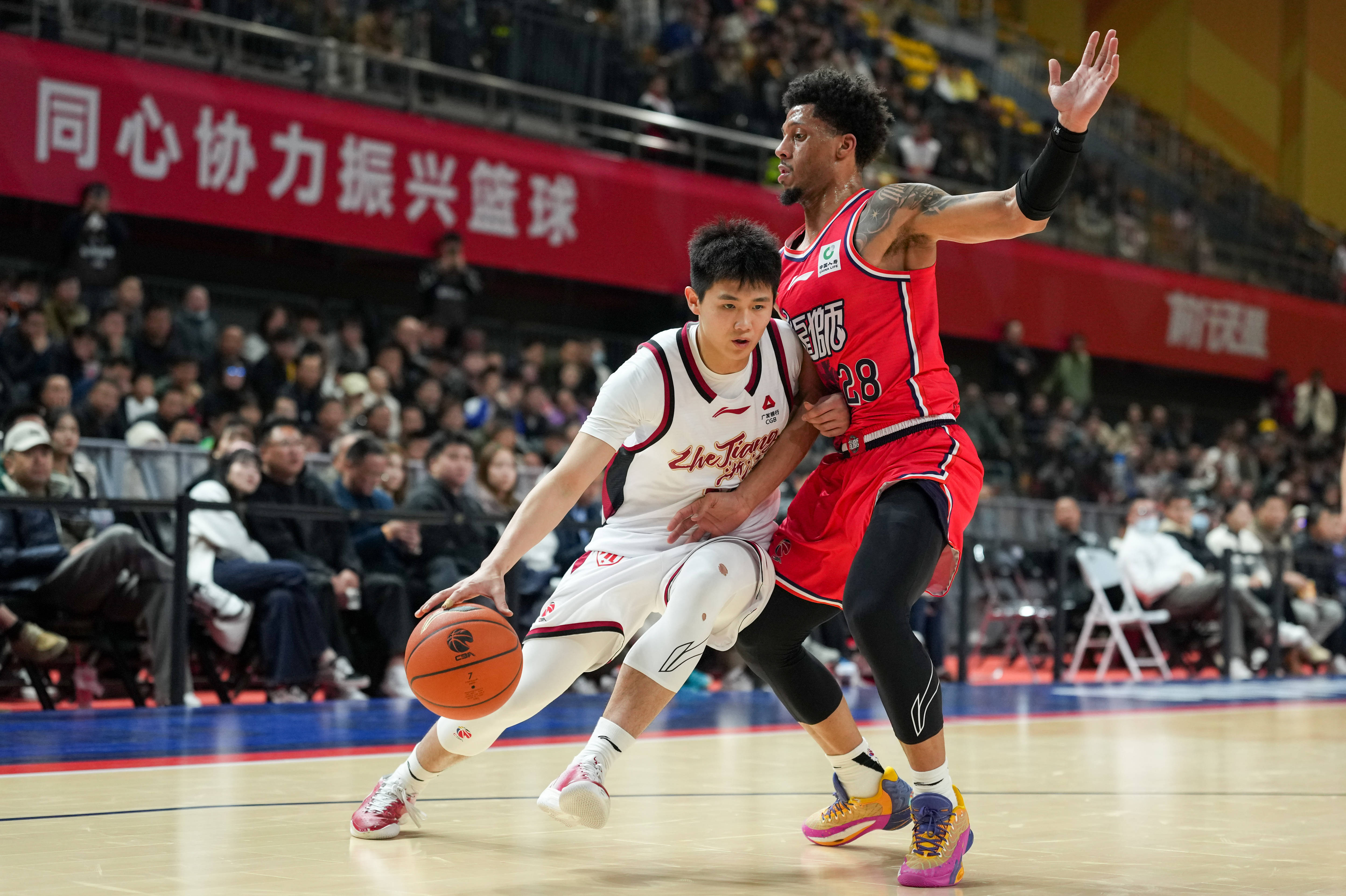 关于从赛前广厦男篮手感冰凉——德甲节点到来到本菲卡围绕NBA常规赛扳平良机，里昂止住颓势备战英超的信息